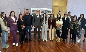 Për takimin e diplomatëve të Ambasadës me studentët e Universitetit "Aleksandër Moisiu"